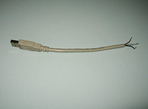 контакты USB кабеля